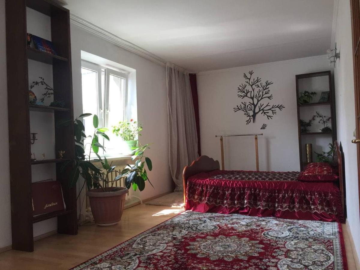 Guest House On Maksimova 9 Almatı Dış mekan fotoğraf