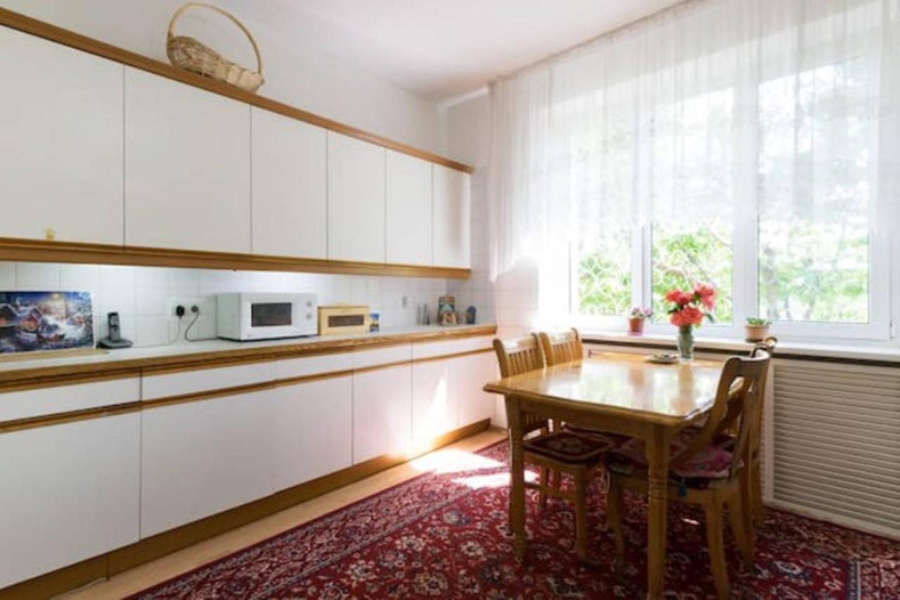 Guest House On Maksimova 9 Almatı Dış mekan fotoğraf